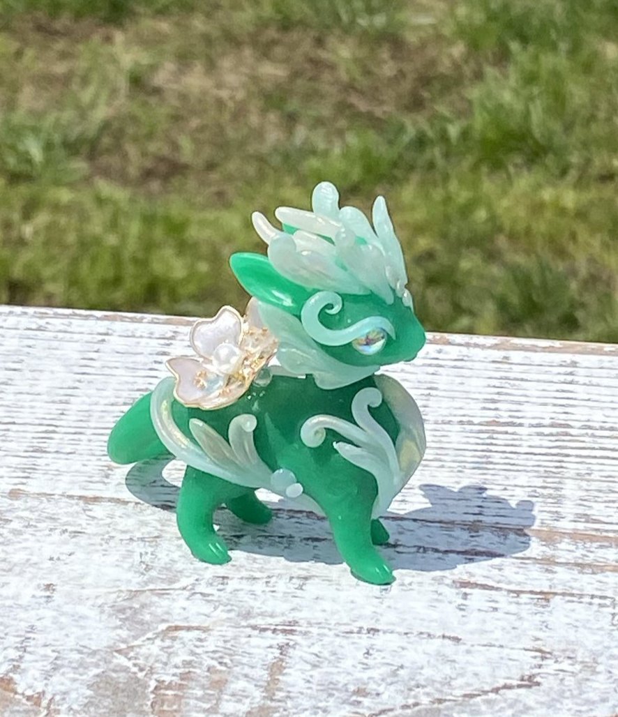 Green Jade Spring Dragon with long tail