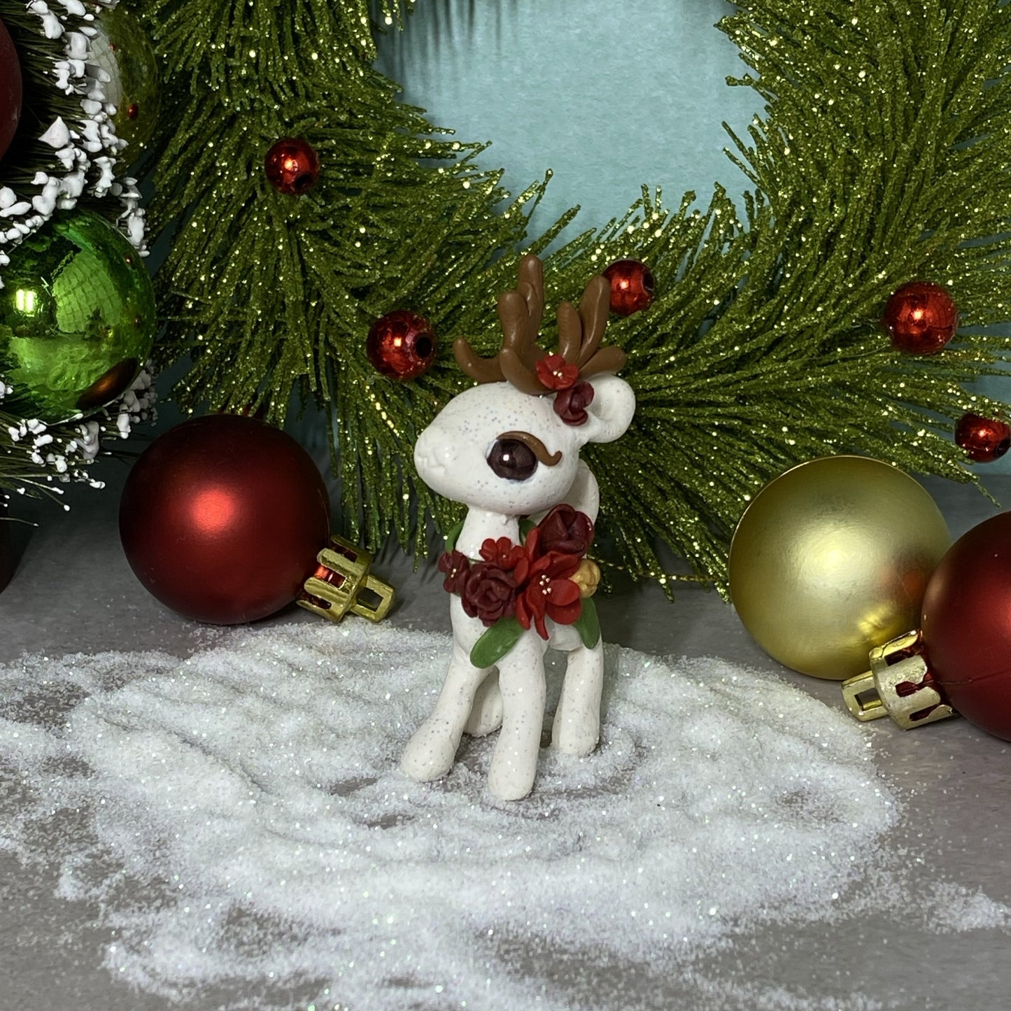 Poinsettia Bun Bun-Deer Hybrid
