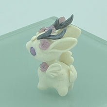 Load image into Gallery viewer, White bun bun with lavender flowers