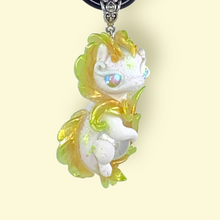 Load image into Gallery viewer, Green &amp; Red Gold Marble Dragon Pendant